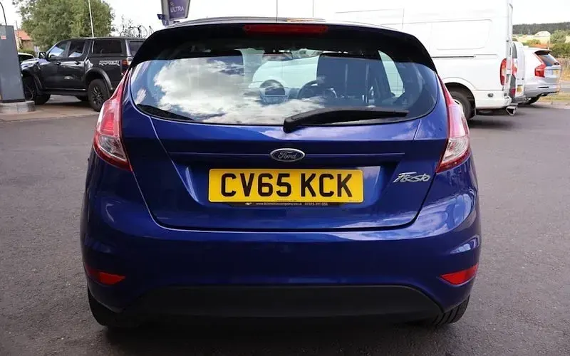 Used Ford Fiesta Zetec 82 HP (60 kW) 2015 Blue Hatchback