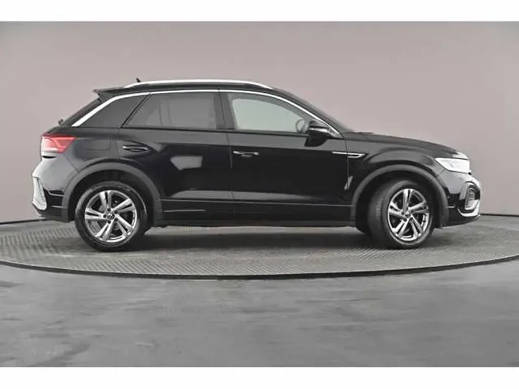 Usado VW T-Roc 150 HP (110 kW) 2023 SUV