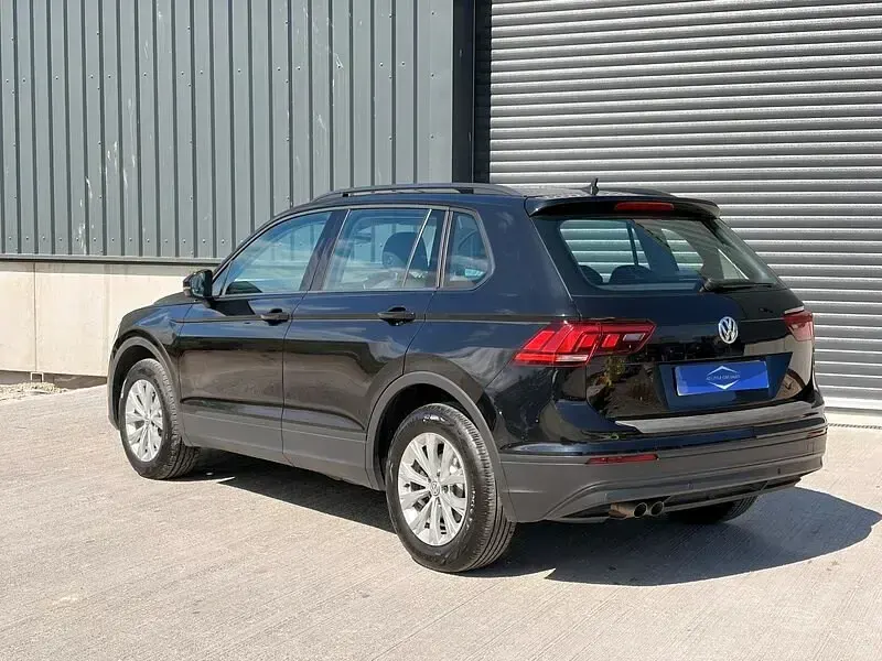 Used VW Tiguan S 180 HP (132 kW) 2017 Black SUV