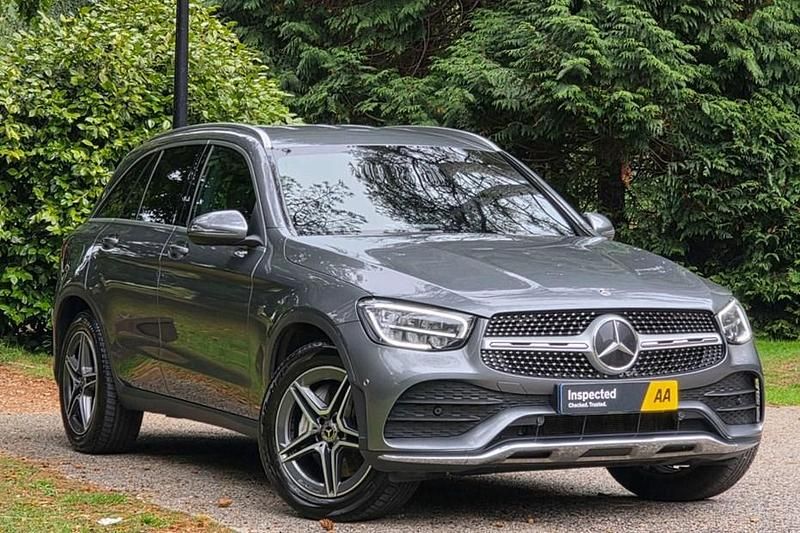 Used 2020 Mercedes GLA200 AMG Line Premium SUV | £22,250 (Expensive) - Image 1/1