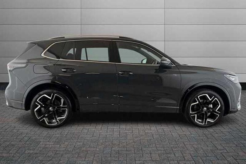 New VW Tiguan R-line 150 HP (110 kW) 2026 Urano grey SUV