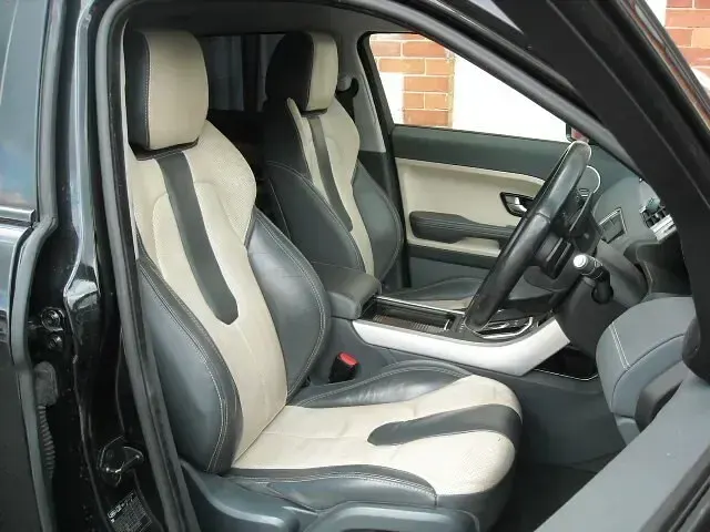 Used Land Rover Range Rover evoque Dynamic 190 HP (139 kW) 2014 Black SUV