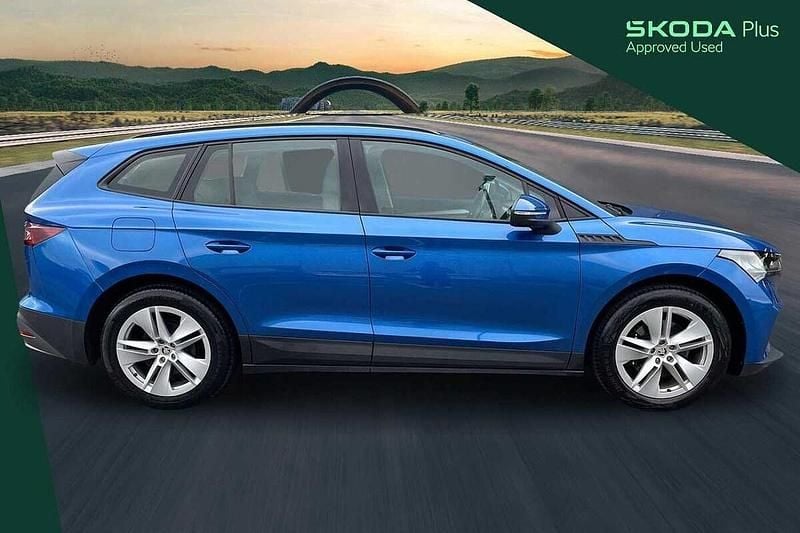 Used Skoda Enyaq iV Lounge 131 kW (179 HP) 2021 Race blue metallic SUV
