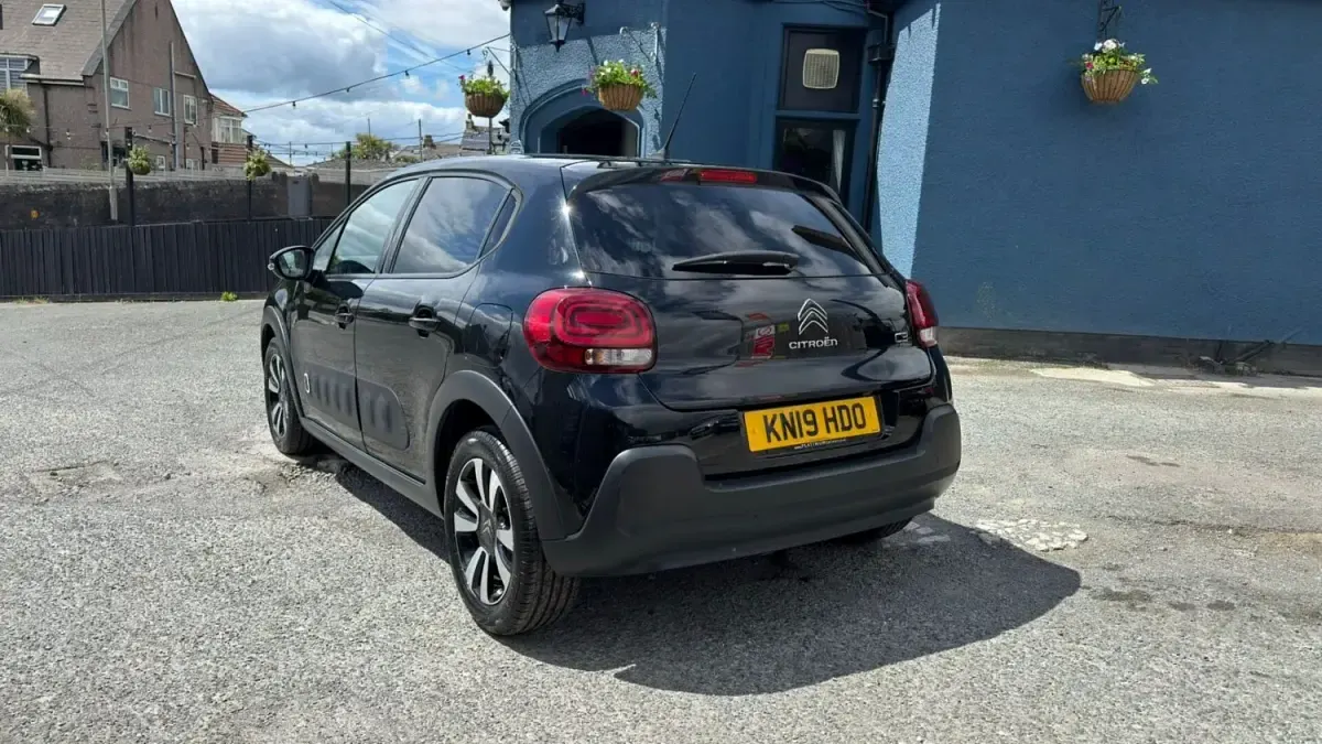 Begagnad Citroën C3 Flair 2019 Svart Halvkombi
