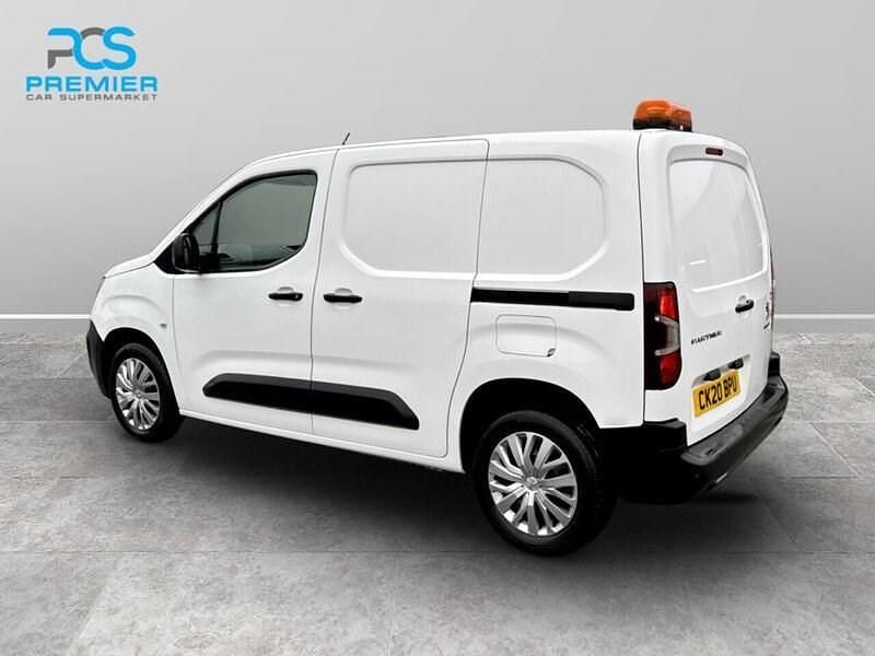 Second-hand Peugeot Partner 2020 Alb Monovolum