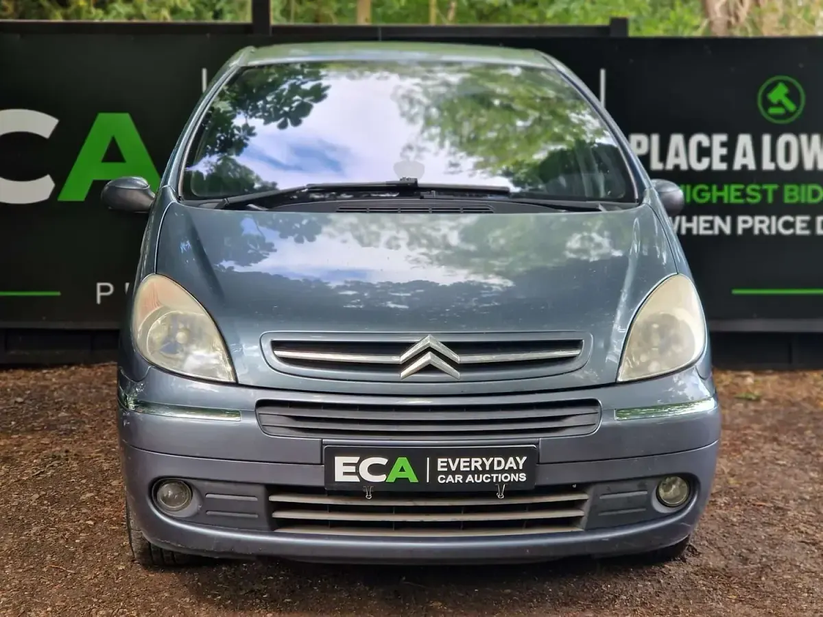 Used Citroën Xsara Picasso 2009 Grey MPV