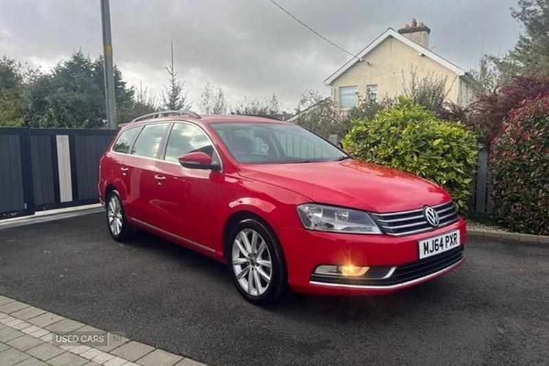 Red Used 2015 VW Passat Executive Estate | £5,250 (Good price) - Image 1/1