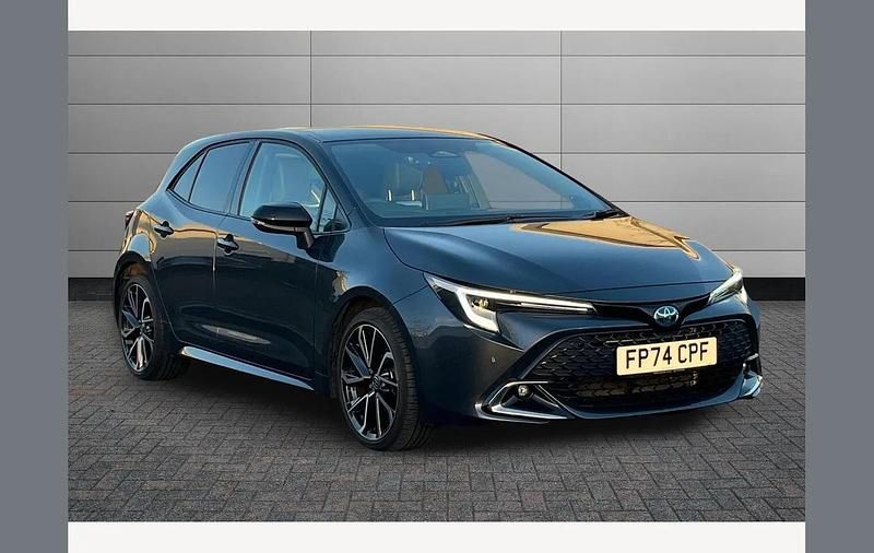 Manhattan grey with black roof Used 2024 Toyota Corolla Hatchback | £25,350 - Image 1/3