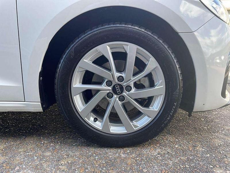 Usado Audi A1 Sport 108 CV (79 kW) 2022 Blanco SUV