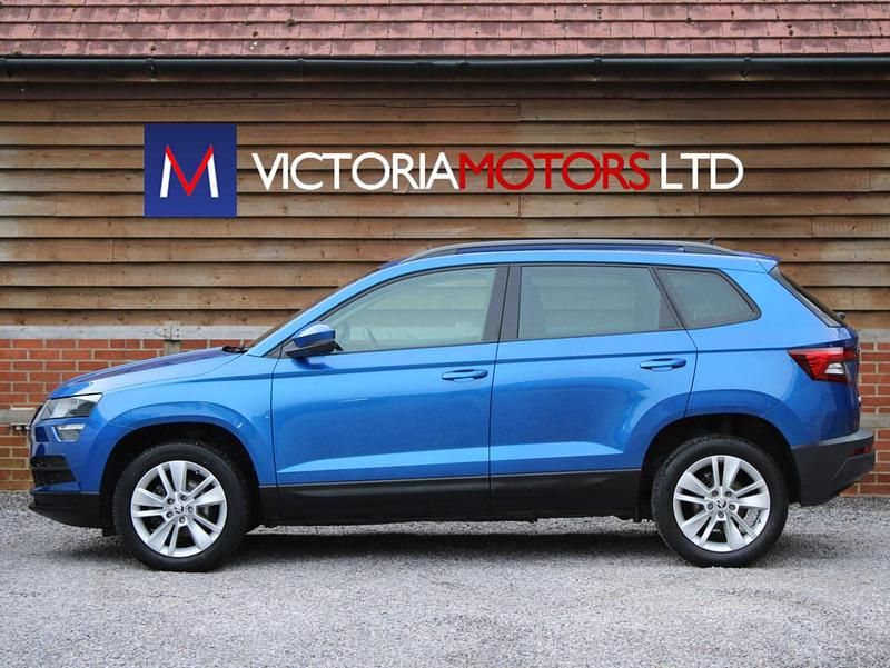 Used Skoda Karoq SE Technology 150 HP (110 kW) 2020 Blue SUV