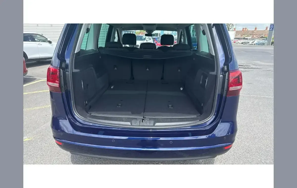 Used VW Sharan SE 150 HP (110 kW) 2021 Blue MPV
