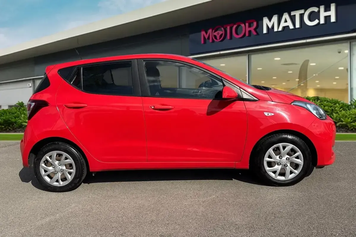 Usado Hyundai i10 SE 2018 Vermelho Citadino