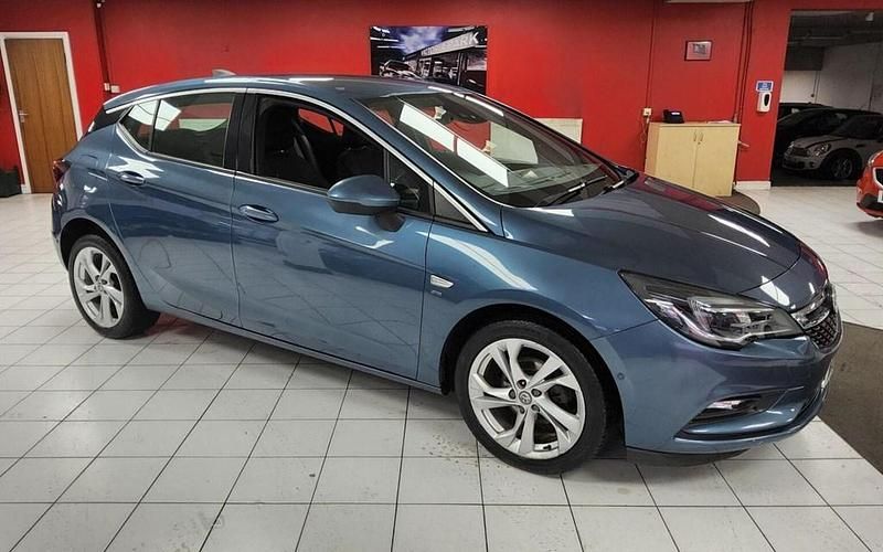 Used Vauxhall Astra SRi 2016 Blue Hatchback