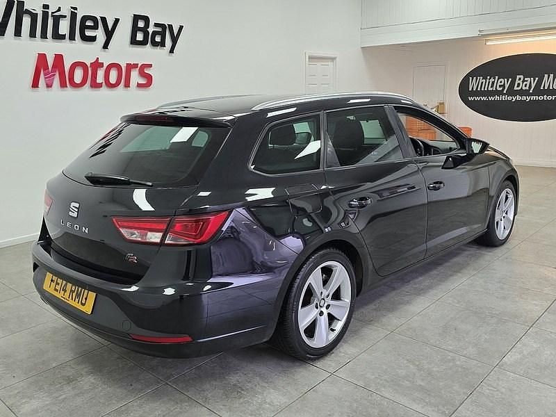 Used Seat Leon FR 150 HP (110 kW) 2014 Black Estate
