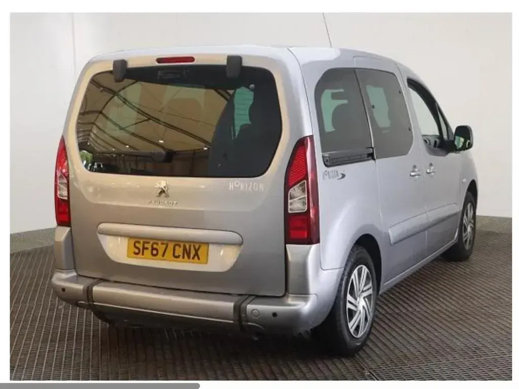 Used Peugeot Partner Allure 2017 Grey MPV