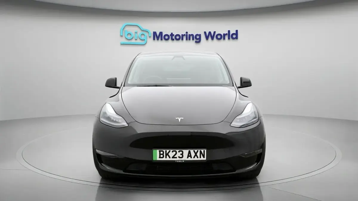 Used Tesla Model Y Long Range AWD 378 kW (514 HP) 2023 Black SUV