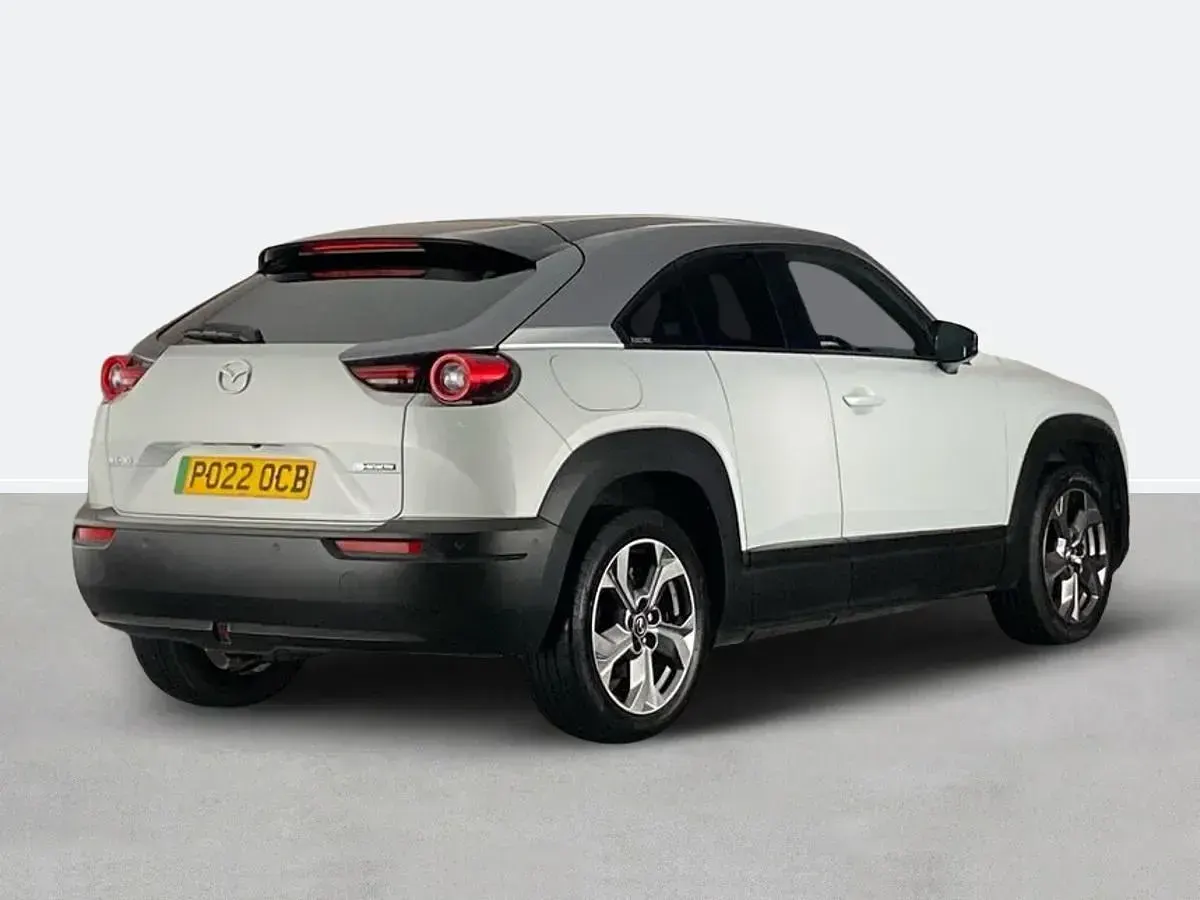 Begagnad Mazda MX30 Inclusive 106 kW (145 HK) 2022 Vit SUV