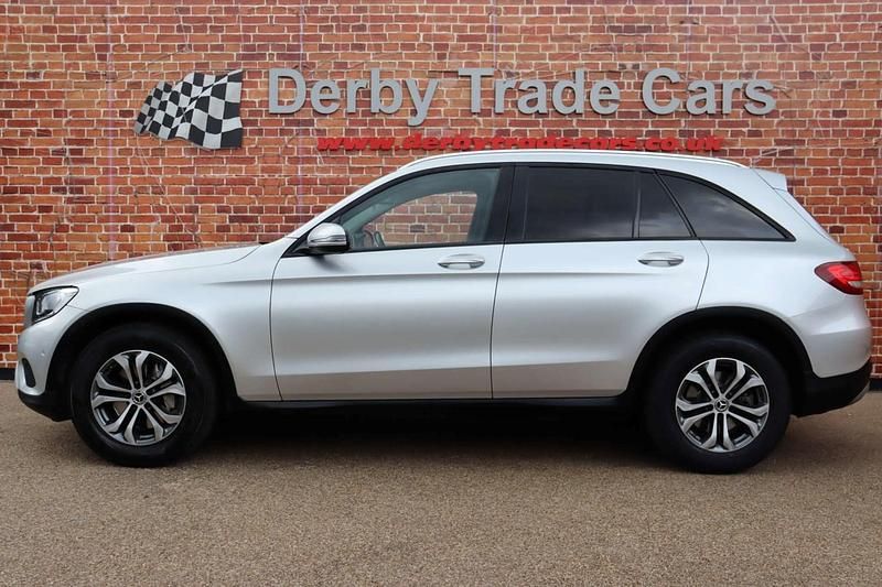 Begagnad Mercedes GLC220 Executive 2016 Silver SUV