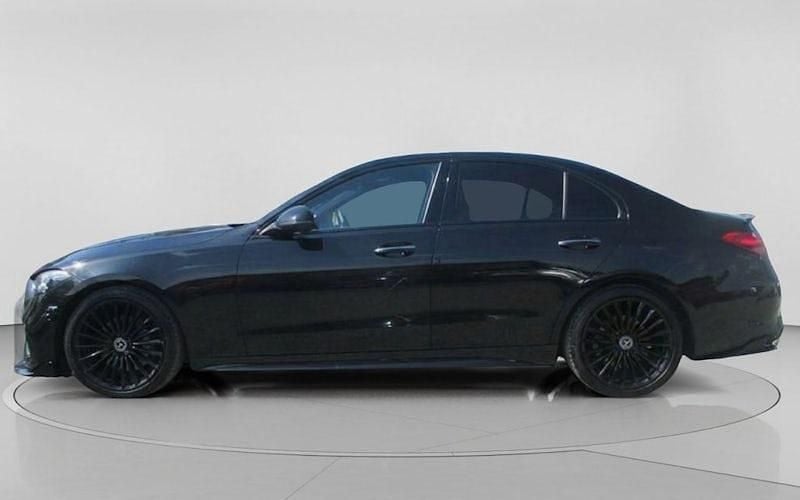 Used Mercedes C220 AMG Line Premium 200 HP (147 kW) 2022 Black Sedan