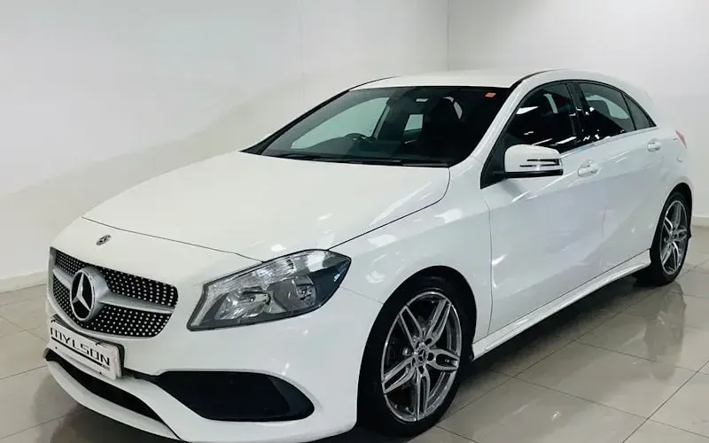 Used Mercedes A200 AMG line 136 HP (100 kW) 2017 White Hatchback