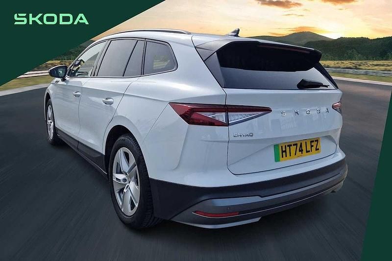 Used Skoda Enyaq iV 125 kW (170 HP) 2024 White SUV