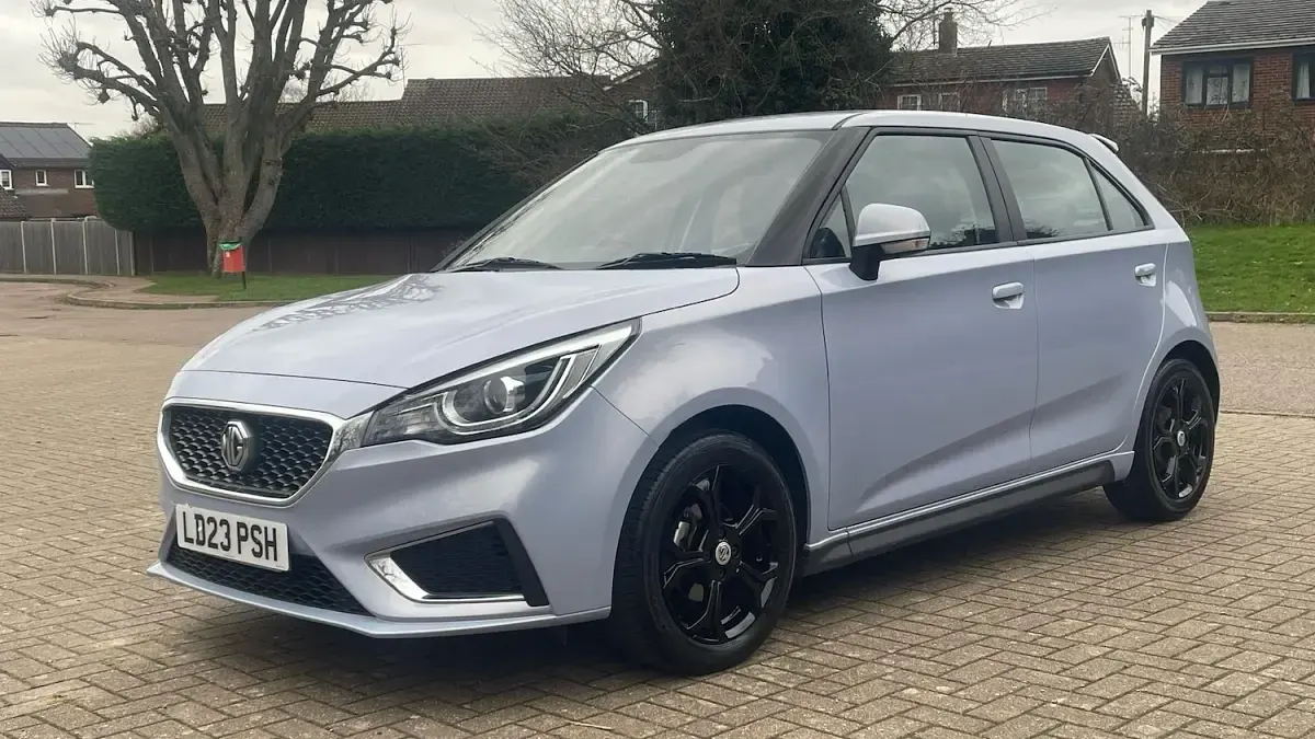 Used MG MG3 Exclusive 106 HP (77 kW) 2023 Silver Hatchback