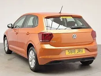 Used VW Polo SE 65 HP (47 kW) 2018 Orange Hatchback