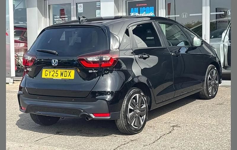 Used Honda Jazz Advance 122 HP (89 kW) 2025 Crystal black Hatchback