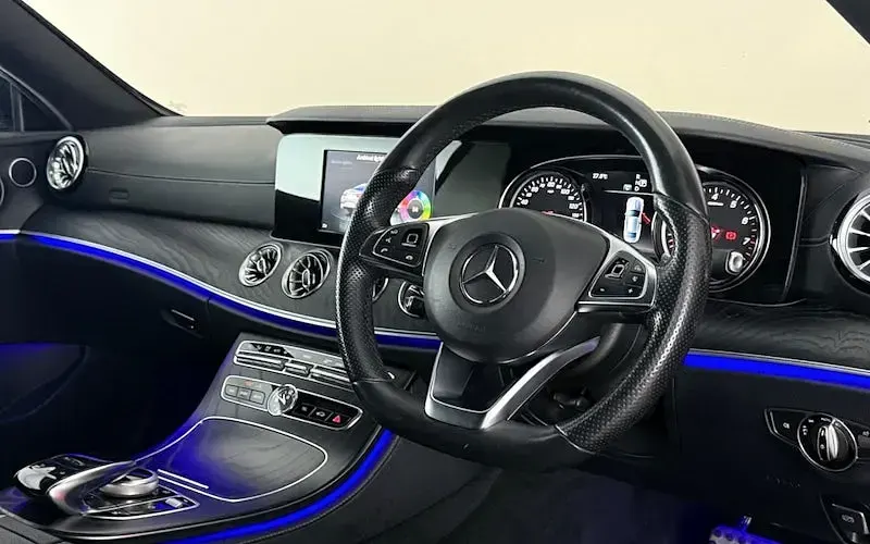 Used Mercedes E300 AMG line 245 HP (180 kW) 2019 Coupe