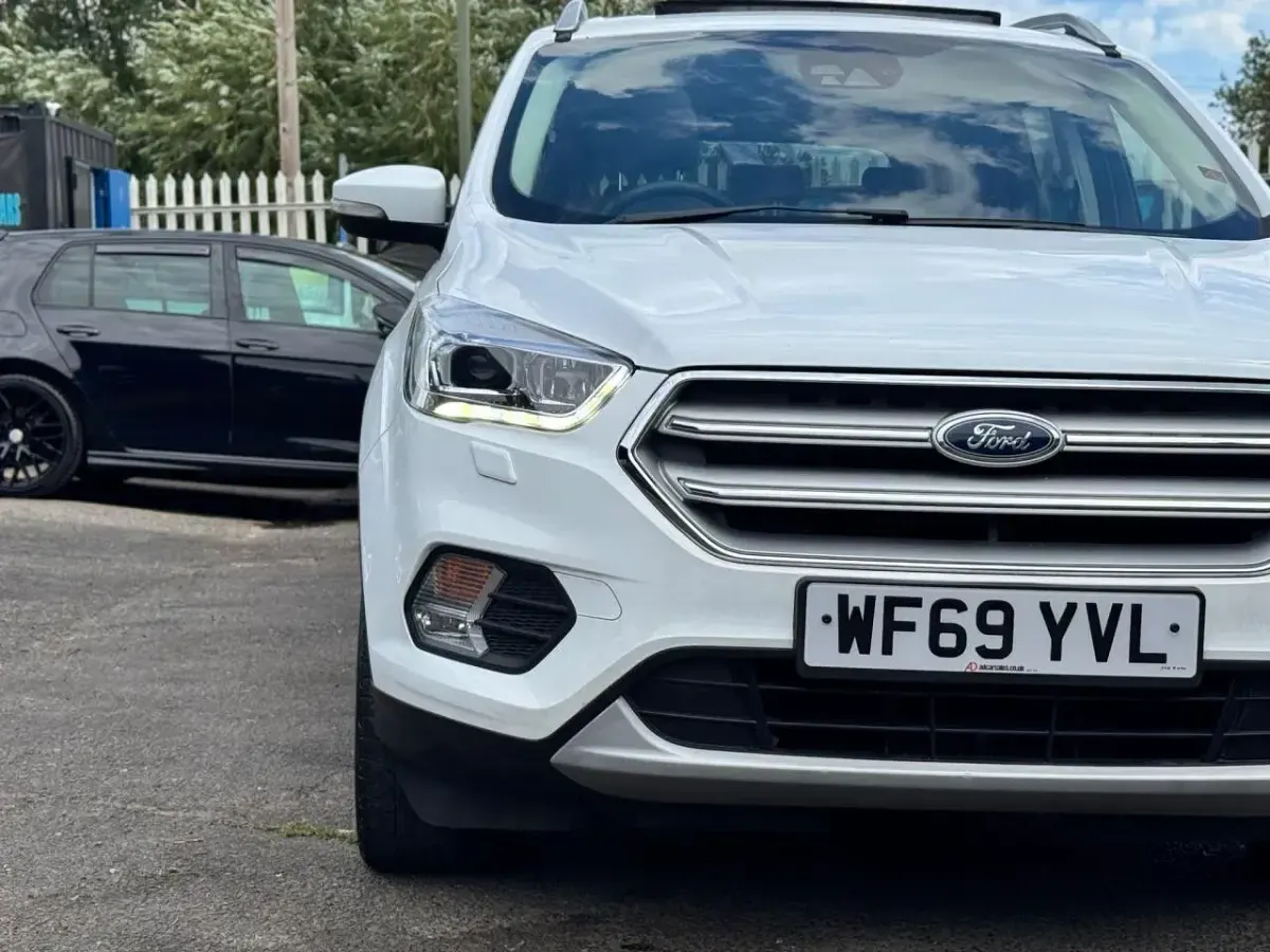 Used Ford Kuga Titanium X 176 HP (129 kW) 2019 White SUV