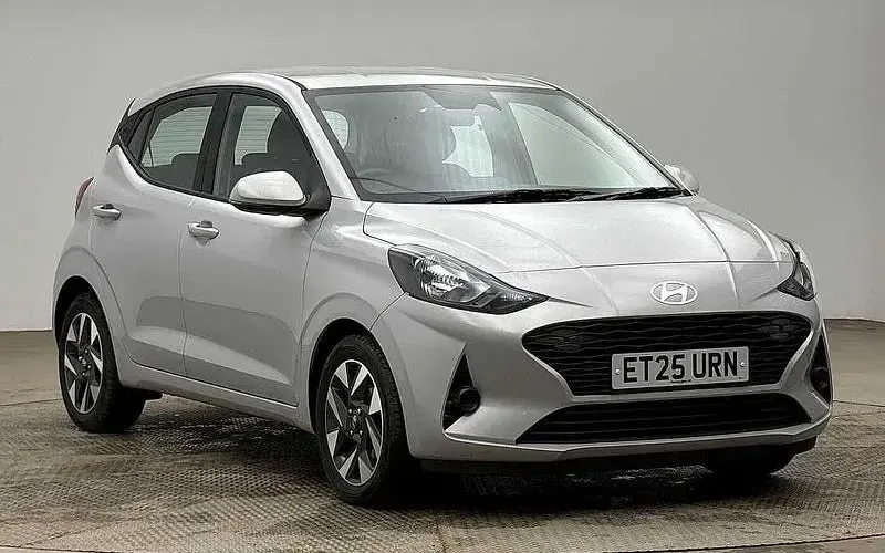 Käytetty Hyundai i10 Advanced 63 HP (46 kW) 2026 Viistoperä