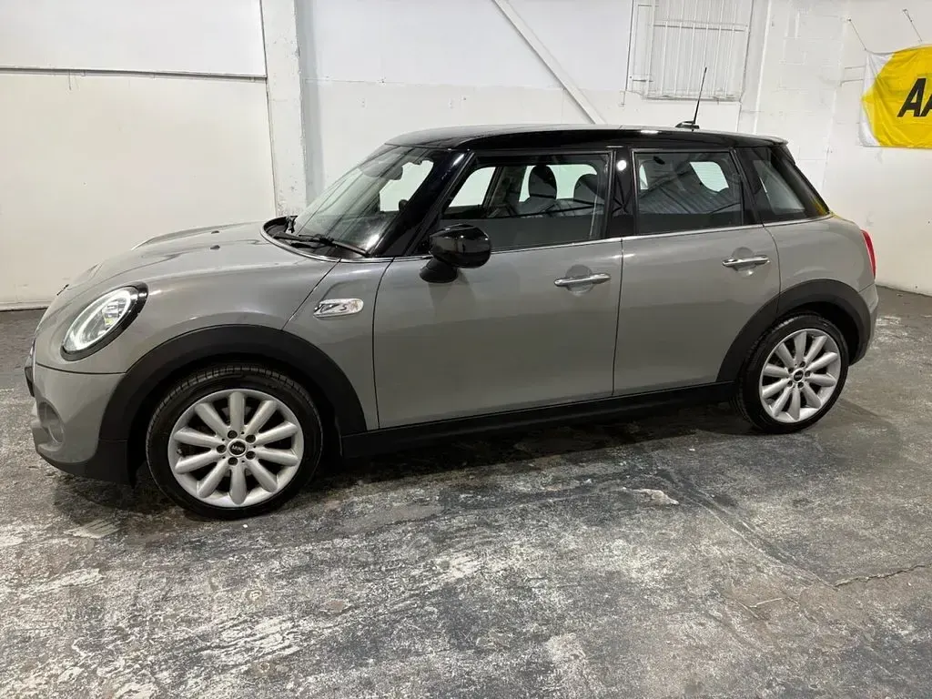 Used Mini Cooper S Classic 192 HP (141 kW) 2019 Grey Hatchback
