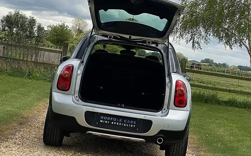 Used Mini Cooper Countryman 111 HP (81 kW) 2015 Silver SUV
