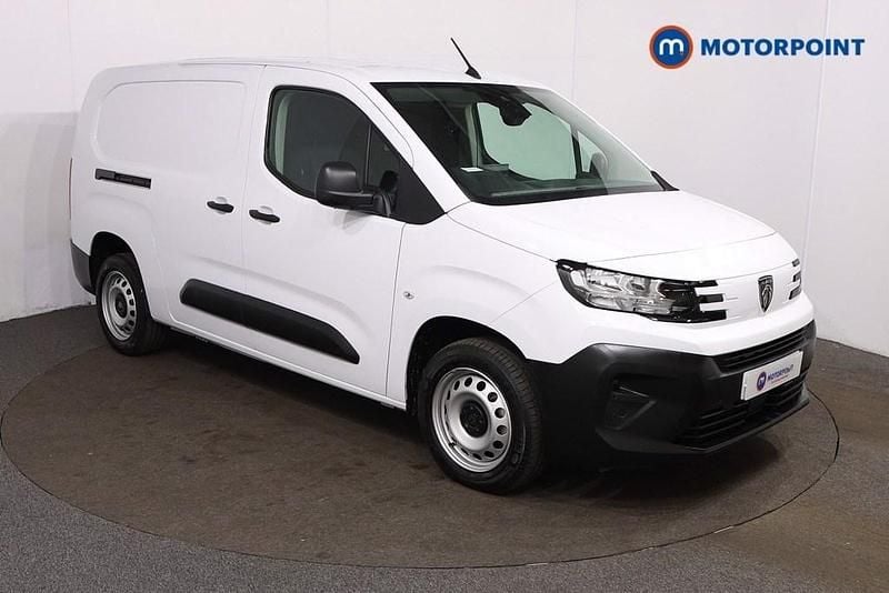 White Used 2024 Peugeot Partner Van | £14,199 (Fair price) - Image 1/4