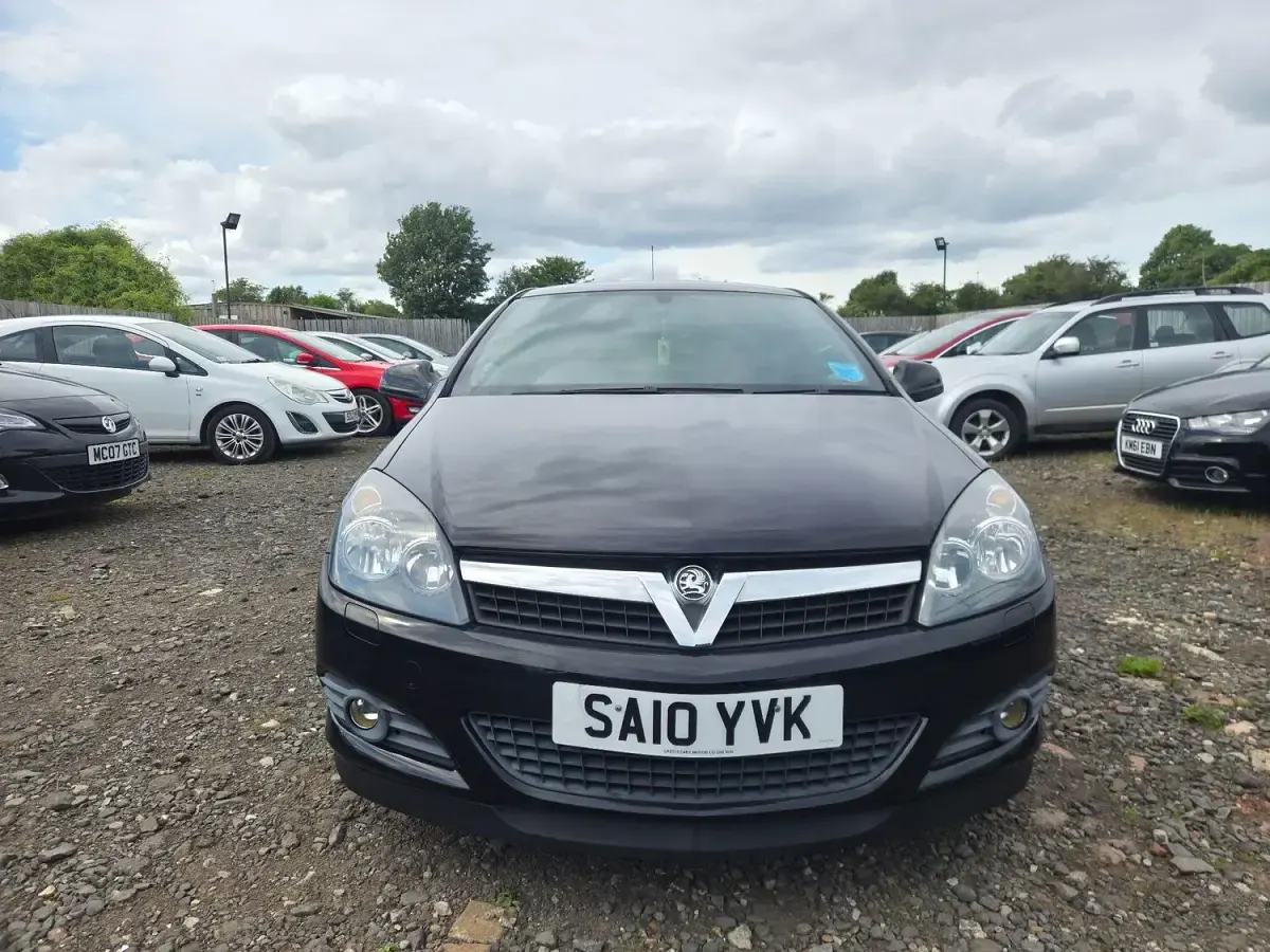 Used Vauxhall Astra SRi 2010 Black Hatchback