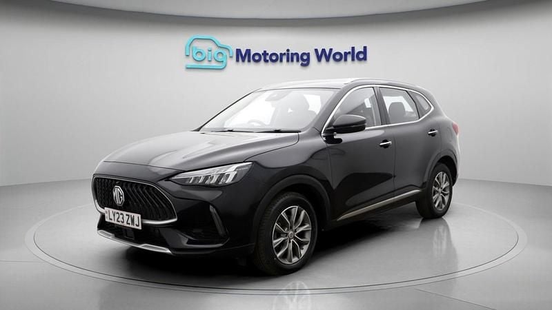 Used MG HS SE 162 HP (119 kW) 2023 Black SUV