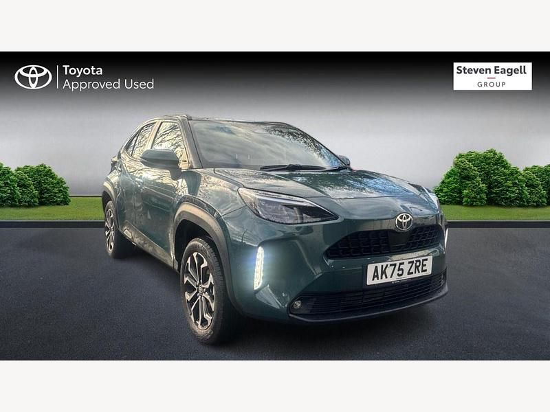 New Toyota Yaris Hybrid Design 116 HP (85 kW) 2026 Green Hatchback