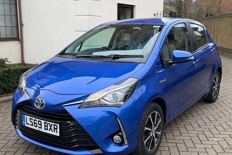 Used Toyota Yaris Hybrid 2019