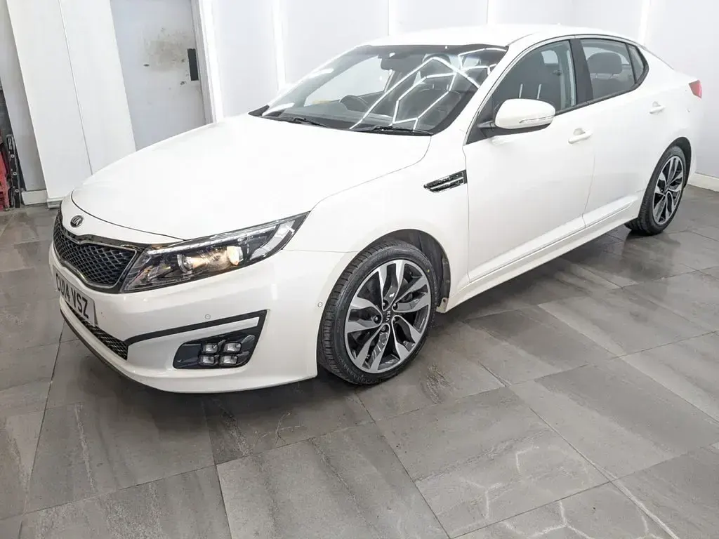 Used Kia Optima 136 HP (100 kW) 2014 White Sedan