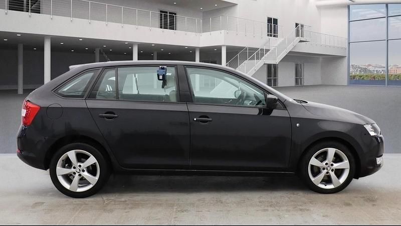Used Skoda Rapid Elegance 2014 Black Hatchback