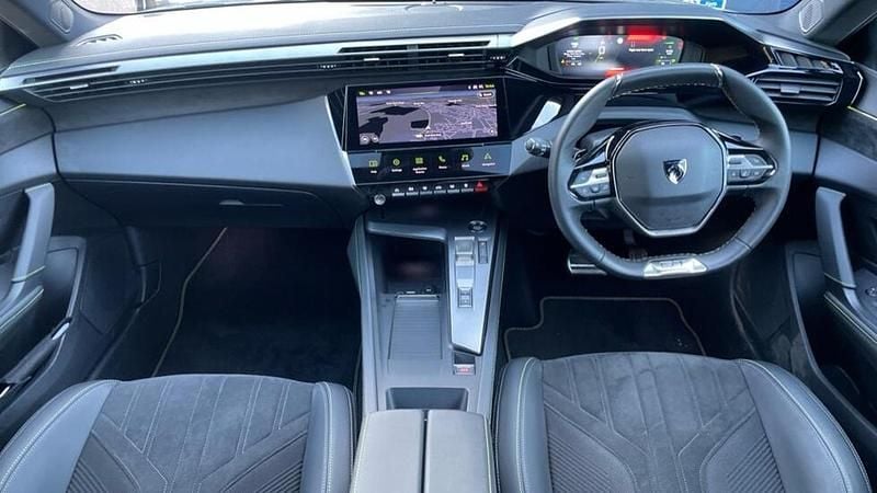 Used Peugeot 308 GT 129 HP (94 kW) 2023 Black Hatchback