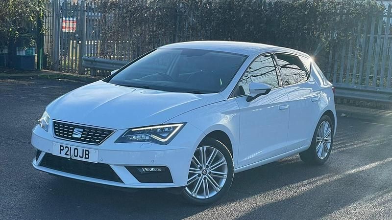 Used Seat Leon XCELLENCE 150 HP (110 kW) 2019 White Hatchback