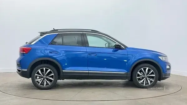 Used VW T-Roc Design 150 HP (110 kW) 2021 Blue SUV