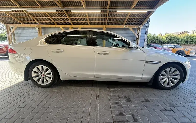 Used Jaguar XF Portfolio 163 HP (119 kW) 2020 Sedan