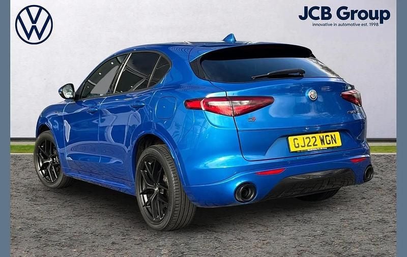 Used Alfa Romeo Stelvio Veloce 276 HP (202 kW) 2022 Blue SUV