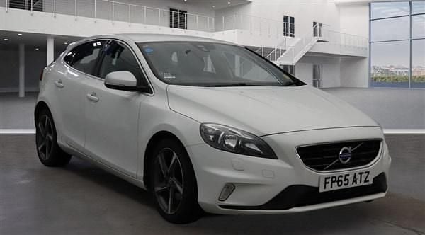 White Used 2015 Volvo V40 R-Design Hatchback | £7,595 (Fair price) - Image 1/3