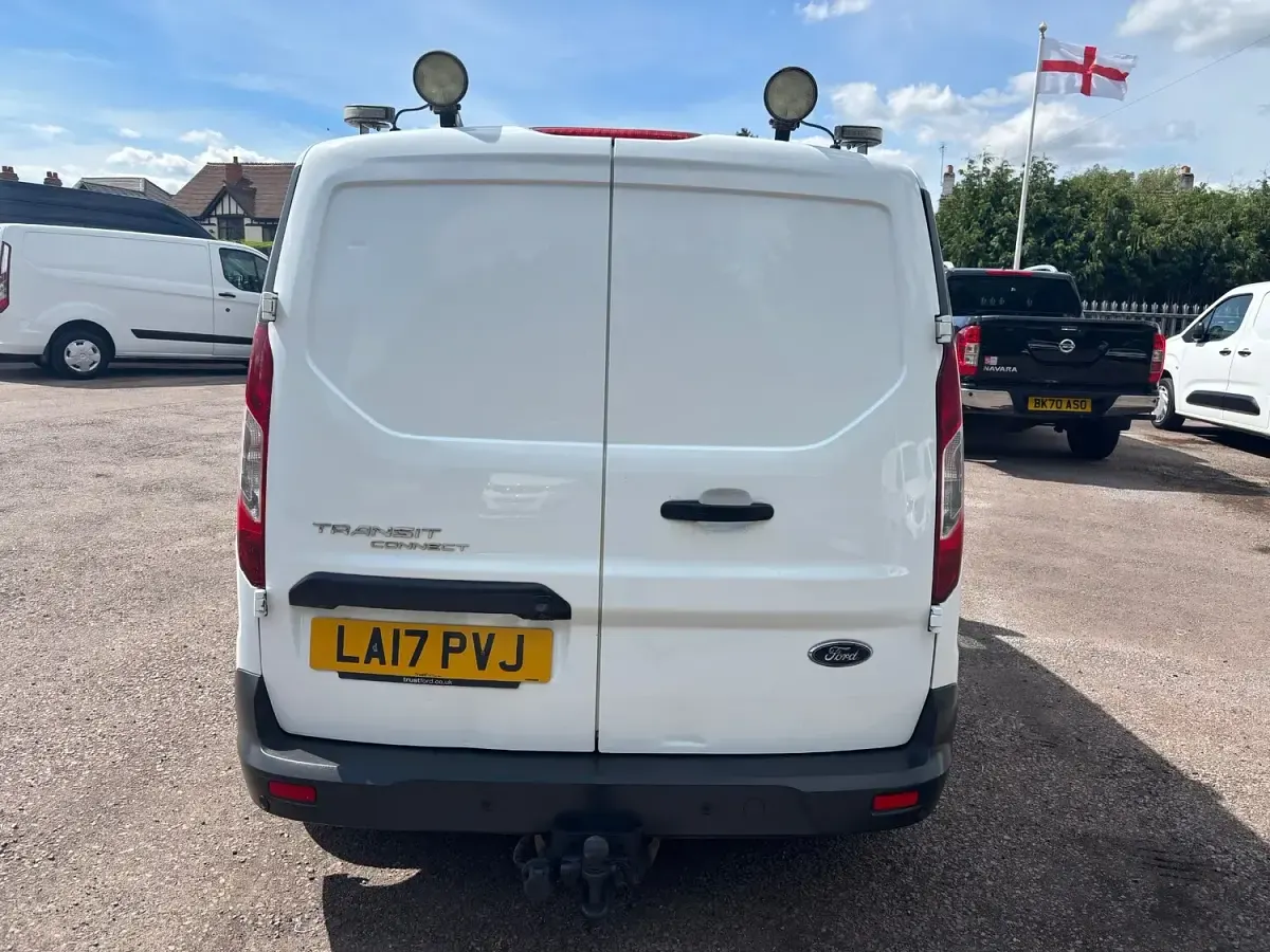 Used Ford Transit Trend 100 HP (73 kW) 2017 White Van