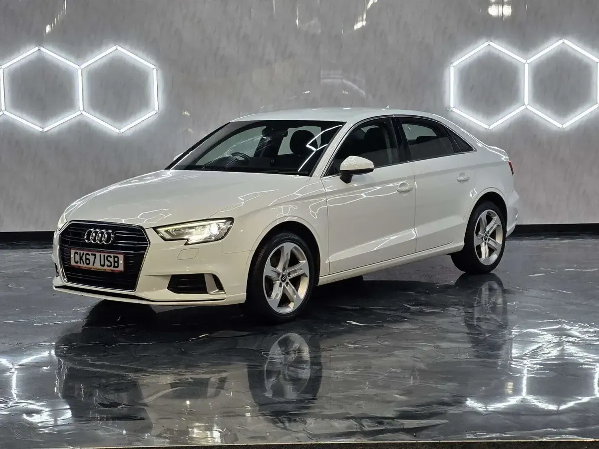 Used Audi A3 Sport 116 HP (85 kW) 2017 White Sedan