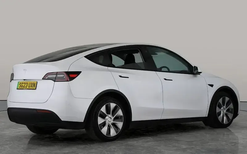 Used Tesla Model Y RWD 254 kW (346 HP) 2023 White SUV