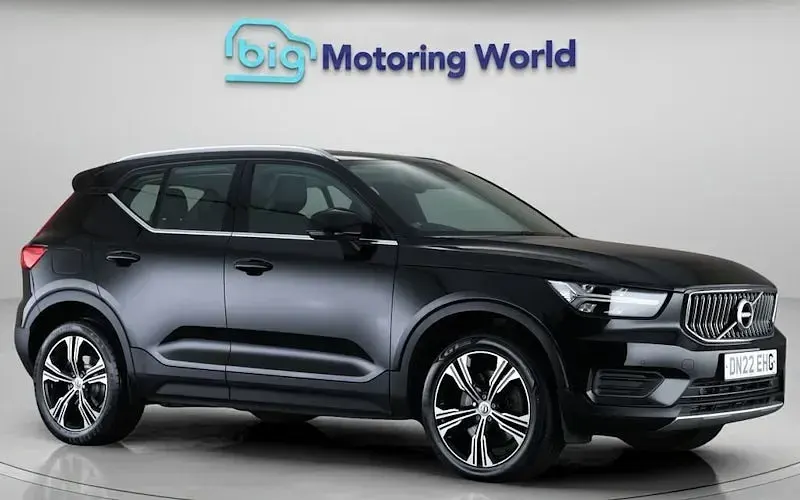 Used Volvo XC40 Inscription 211 HP (155 kW) 2021 SUV
